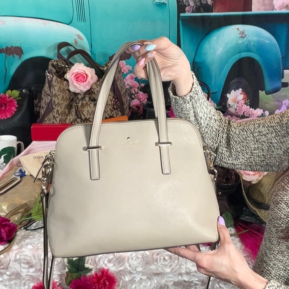 kate spade Handbags - Kate Spade Saffiano Leather Bag